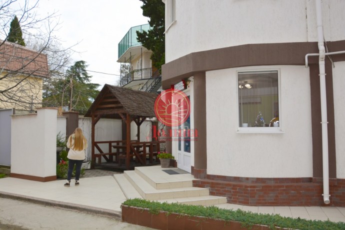 Продается гостевой дом 545 кв.м г. Алушта Крым  
