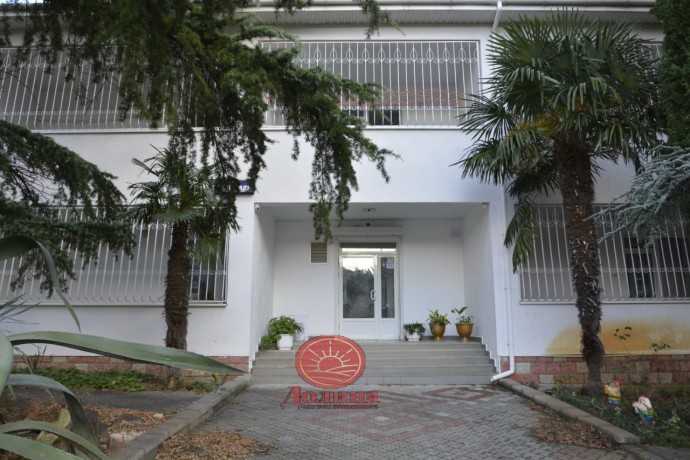 Продается гостиничный комплекс 1248 кв.м  п. Партенит Крым Алушта
